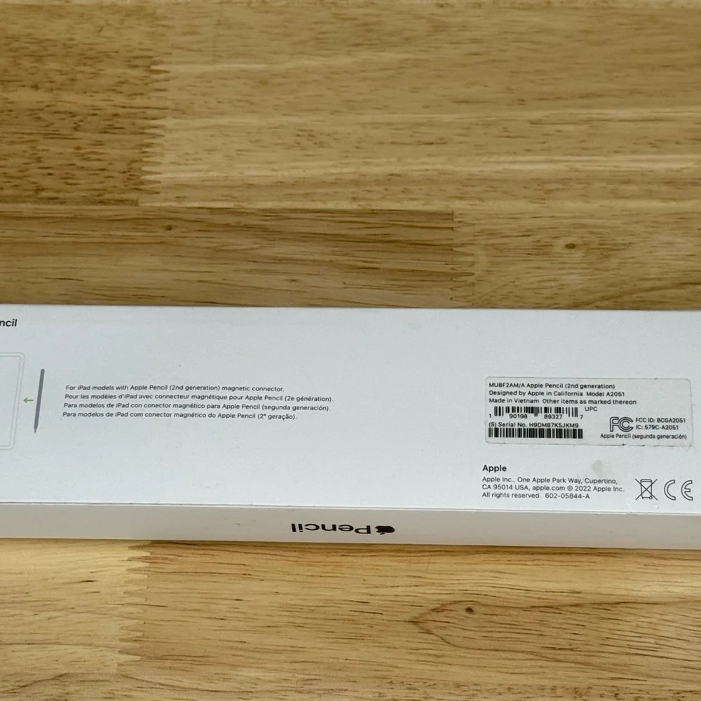 Apple Pencil in Elegant White NIB